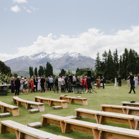 Queenstoen and Wanaka wedding styling, planning and florals